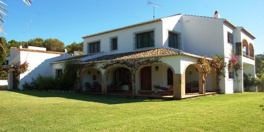 Villa For Sale in Javea